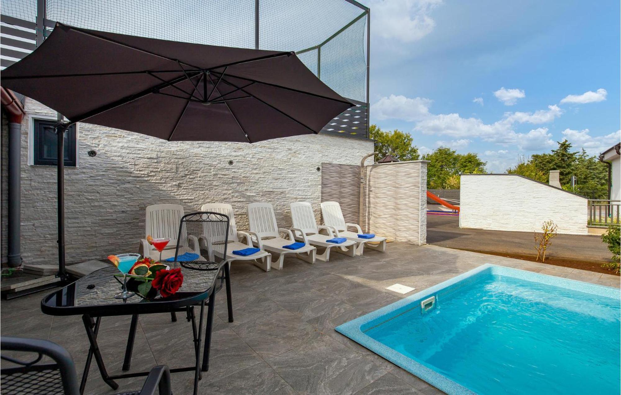 Stunning Apartment In Vrh Vrh  Luaran gambar